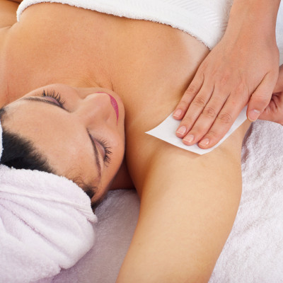 Underarms Waxing Treatment